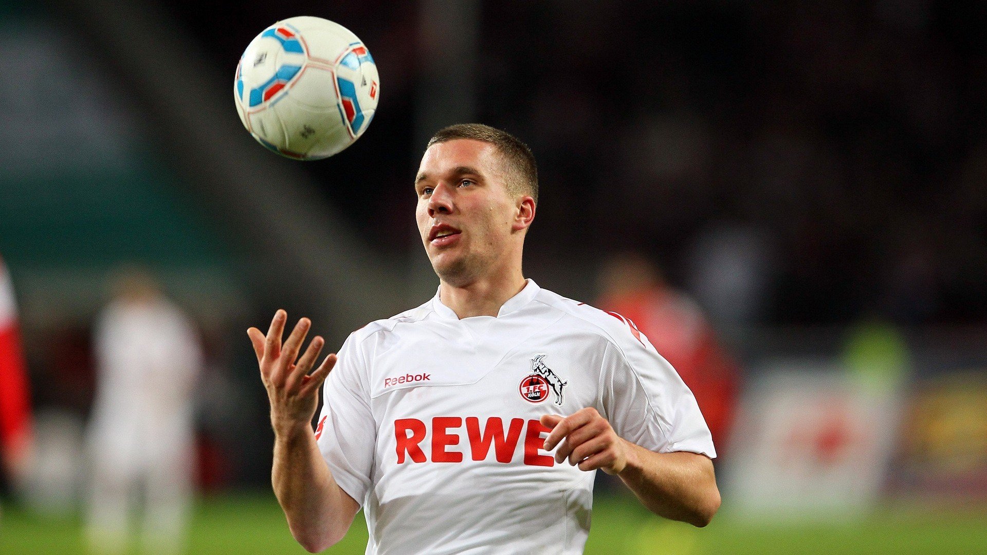 利物浦高位逼抢战术成效果，逆转热刺再现奇迹，利物浦2_2热刺